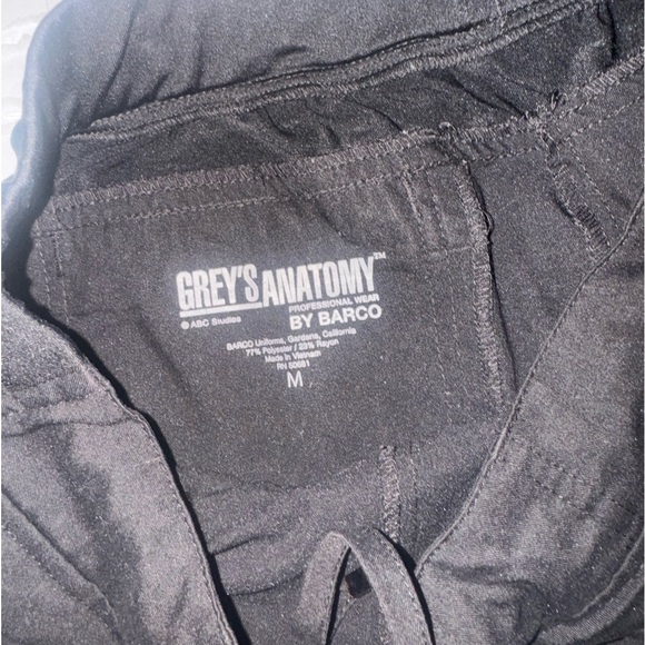Grey’s Anatomy Scrub Pants x 2 (slightly used) - Picture 4 of 7